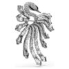 Die Brosche «Swan» aus der Vienna-Kollektion, weiss, rutheniumbeschichtet Die Brosche «Swan» aus der Vienna-Kollektion, weiss, rutheniumbeschichtet