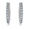 Eternity-Ohrringe mit im Labor gezüchteten Diamanten, 0.56 ct insgesamt, runde Form, Sterlingsilber Eternity-Ohrringe mit im Labor gezüchteten Diamanten, 0.56 ct insgesamt, runde Form, Sterlingsilber
