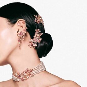 Gema-Haarspange «Crystal Pearl», verschiedene Schliffe, Blume, rosa, goldfarben plattiert