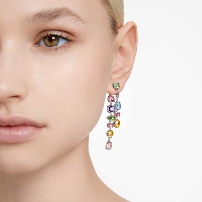 Gema-Ohrringe im asymmetrischen Design, gemischte Schliffe, lang, mehrfarbig, rhodiniert Gema-Ohrringe im asymmetrischen Design, gemischte Schliffe, lang, mehrfarbig, rhodiniert