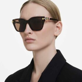 Sonnenbrille, quadratische Form, braun