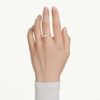 Stilla Attract Ring, runder Schliff, weiss, vergoldet Stilla Attract Ring, runder Schliff, weiss, vergoldet