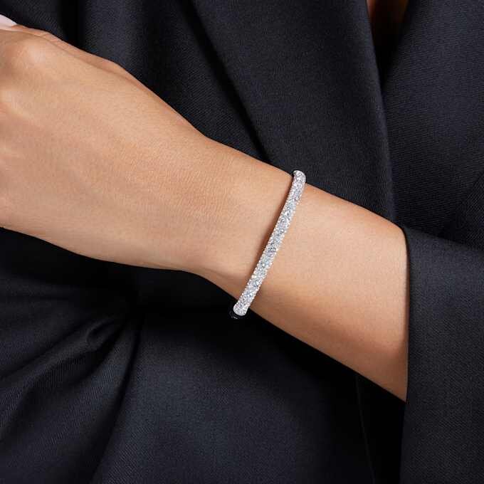 Sublima Armreif «Snow Pavé», weiss, rhodiniert Sublima Armreif «Snow Pavé», weiss, rhodiniert